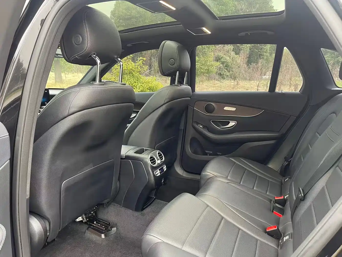 Mercedes-Benz GLC 2022 Model GLC 260 L 4MATIC Luxury Edition фото 10