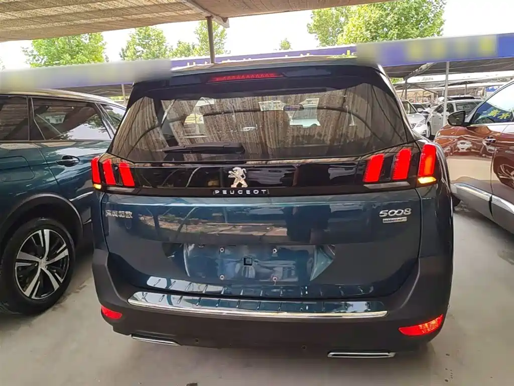 Peugeot 5008 2017 380THP 5-Seat Elite Edition фото 6