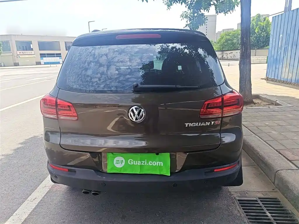 Volkswagen Tiguan 2015 1.8TSI Automatic 2WD Comfortline фото 6