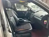 Фото 9 - Mercedes-Benz C-Class