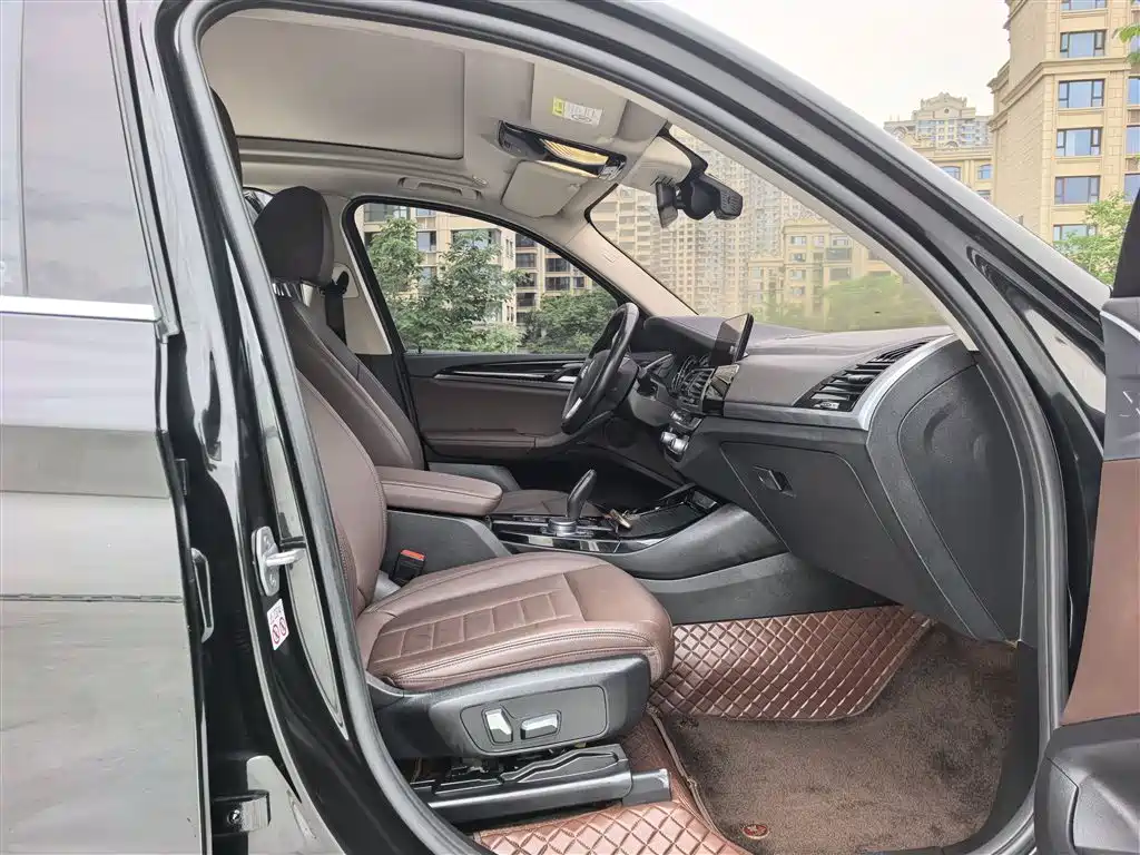 BMW X3 2018 xDrive25i Luxury Package China VI фото 14
