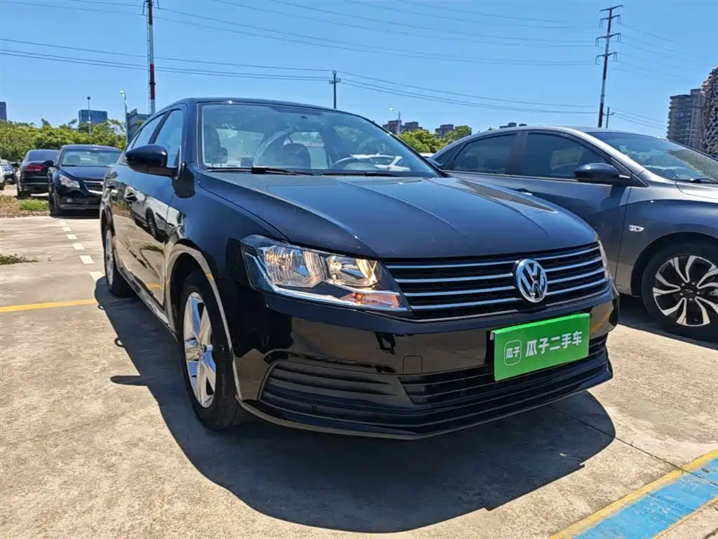 Volkswagen Lavida 2017 1.6L Automatic Trend Edition фото 4