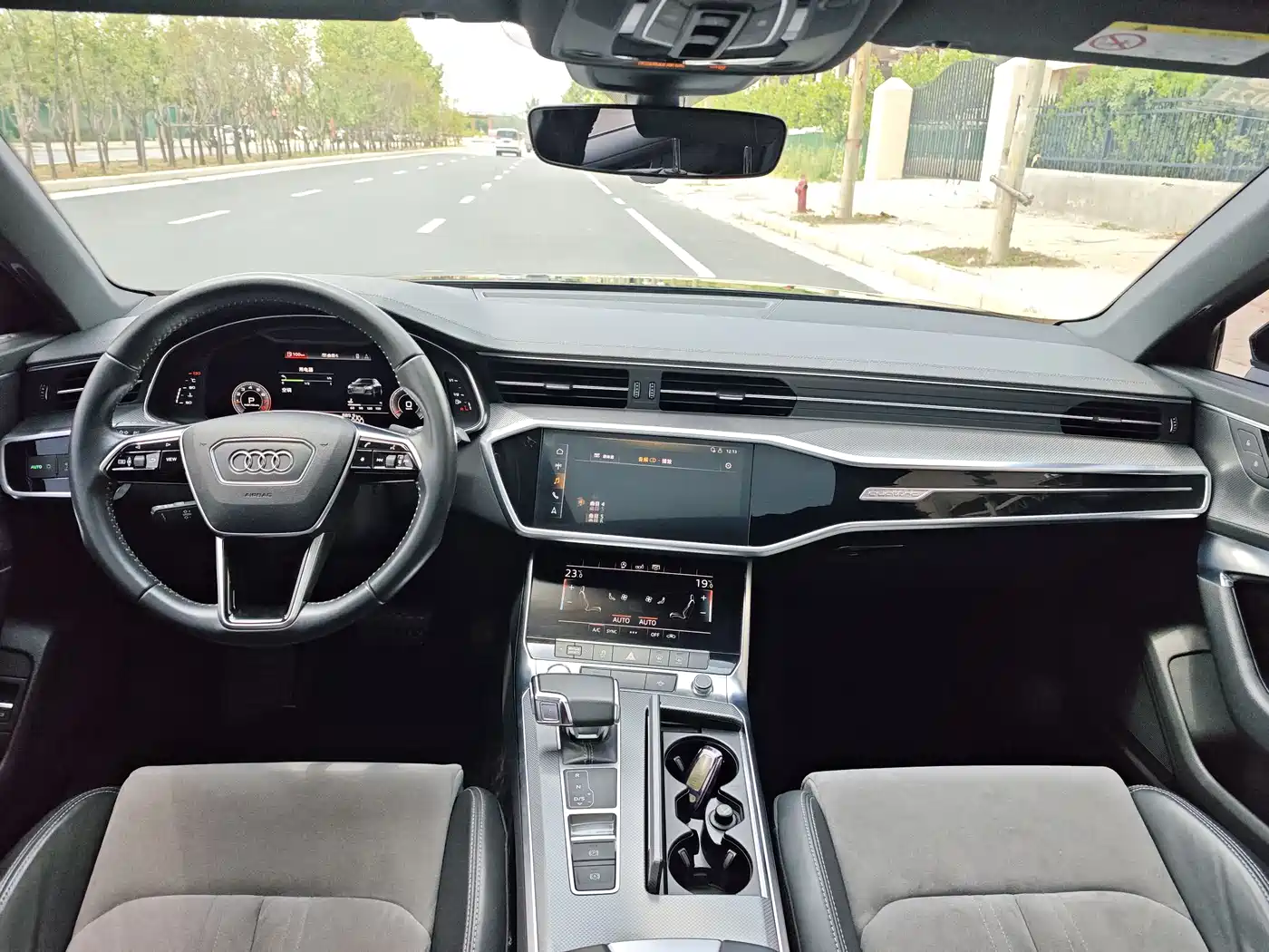 Audi A6L 2019 45 TFSI quattro Premium Dynamic фото 9