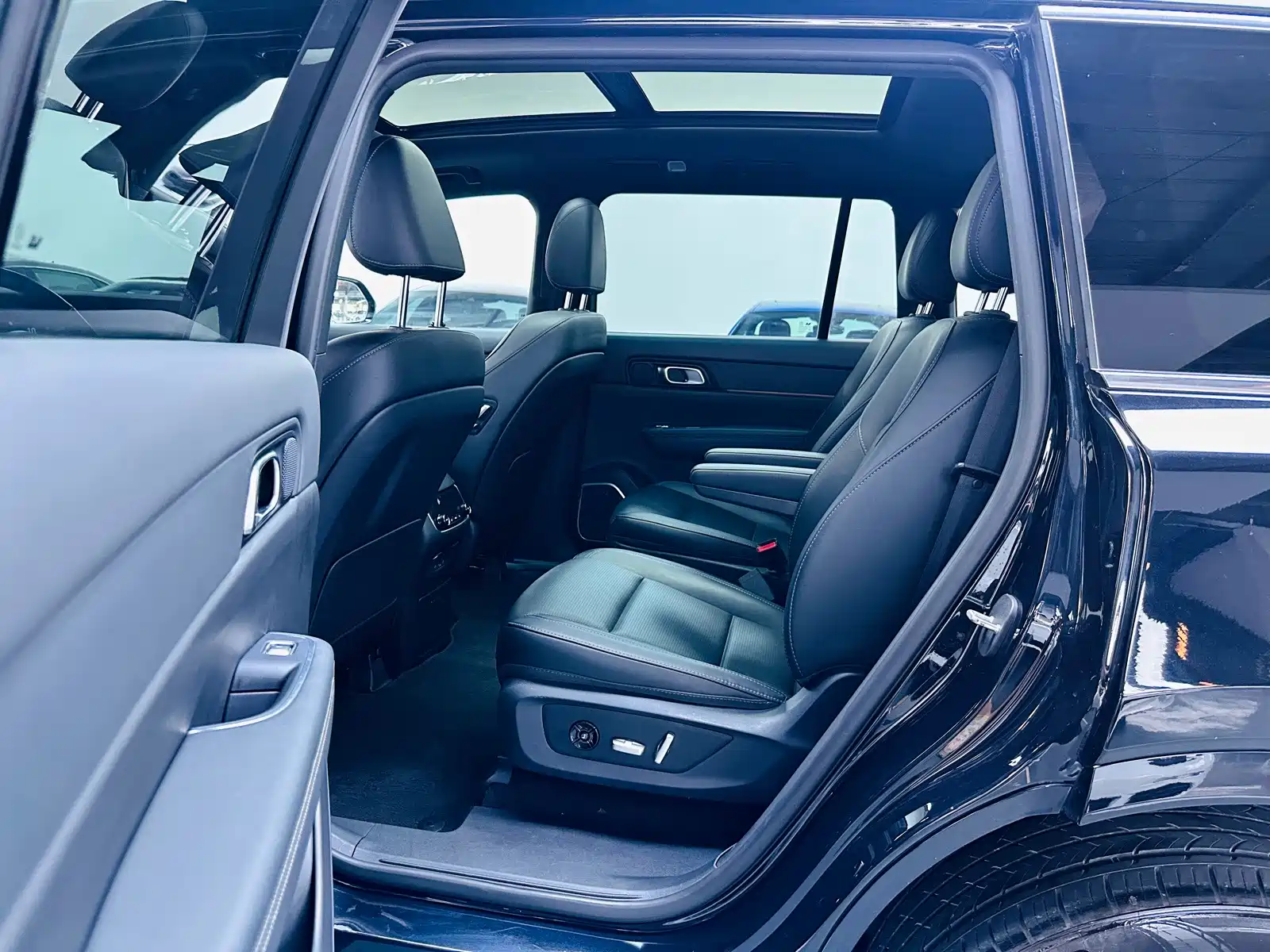 Фото 9 - Li Auto Li ONE