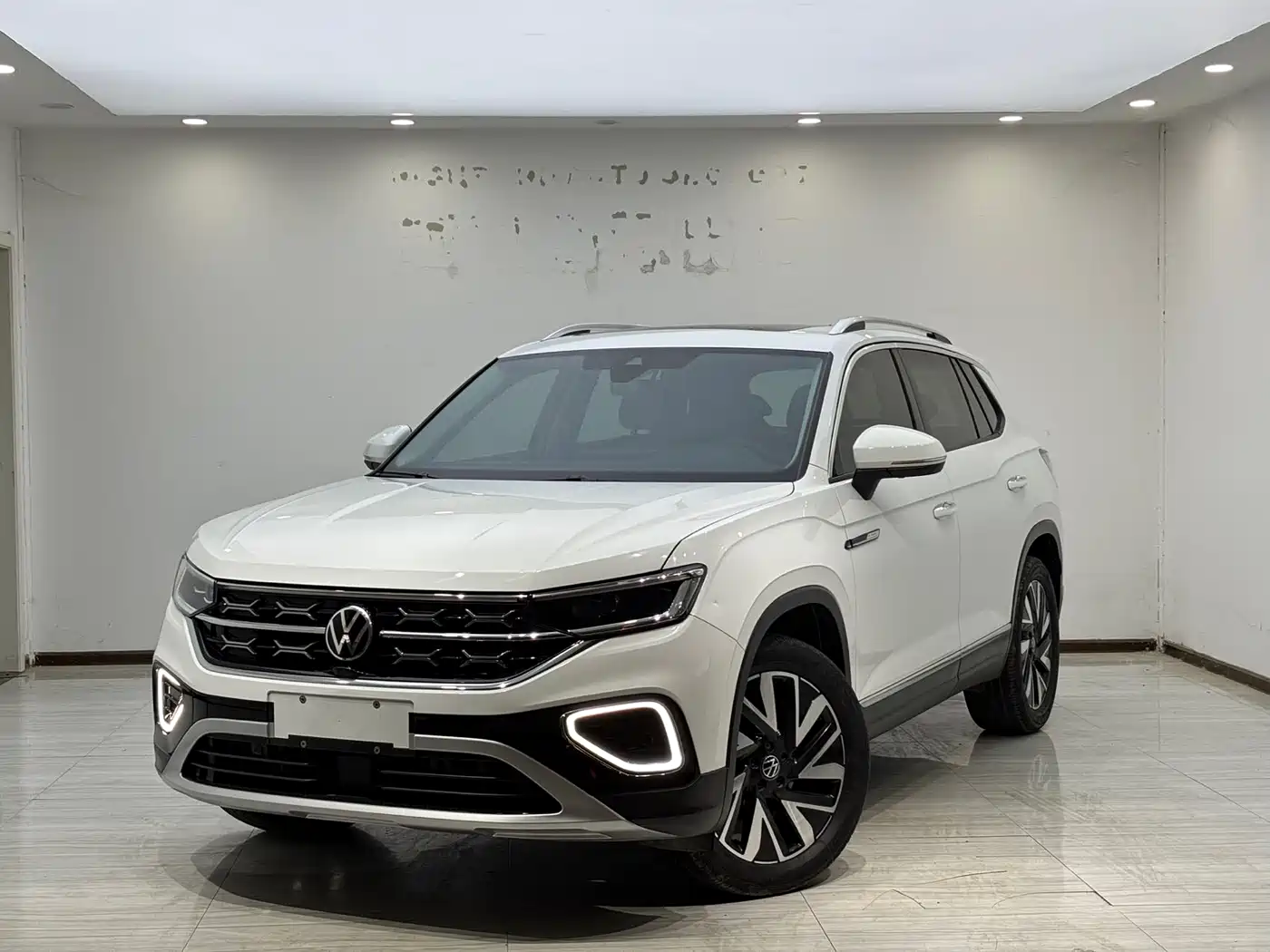Volkswagen Tayron 2023 330TSI 2WD Luxury Plus Advanced Edition