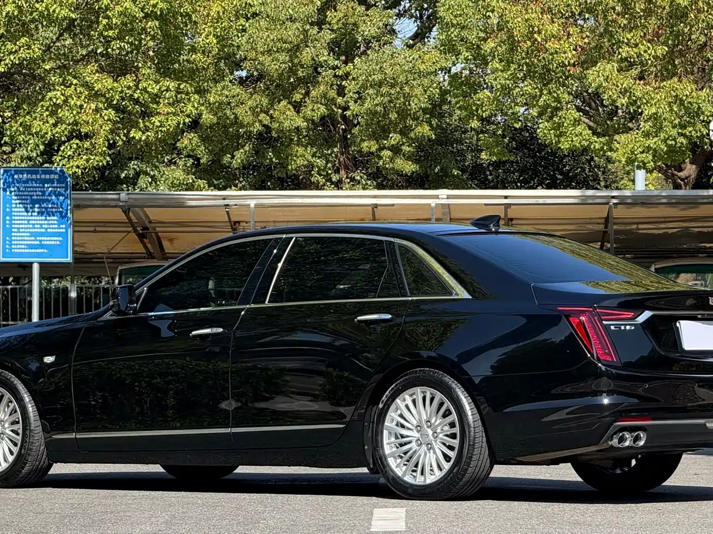 Cadillac CT6 2022 28T Luxury фото 4