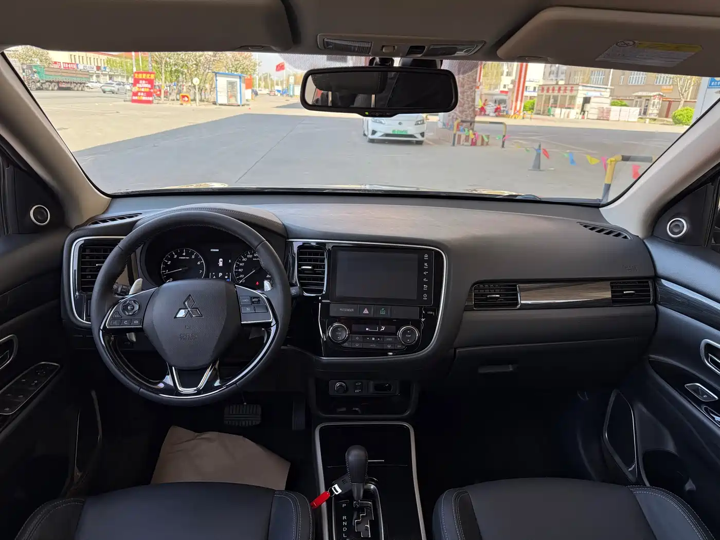 Mitsubishi Outlander 2019 2.4L 4WD Deluxe Edition 7-Seater China VI фото 13