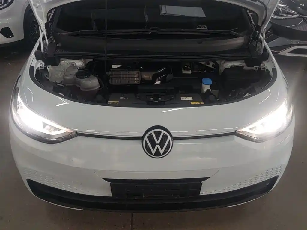 Volkswagen ID.3 2023 Pure Smart Edition фото 20