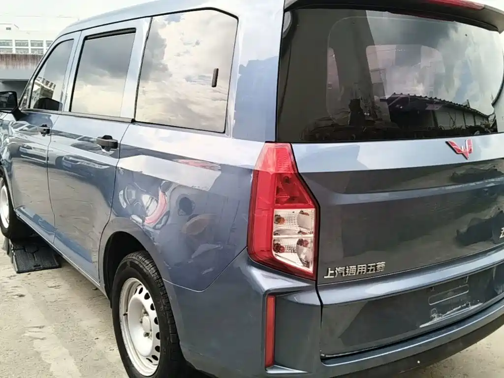 Wuling Motors Wuling Hongguang PLUS 2021 2020 1.5L Manual Standard 5-seater