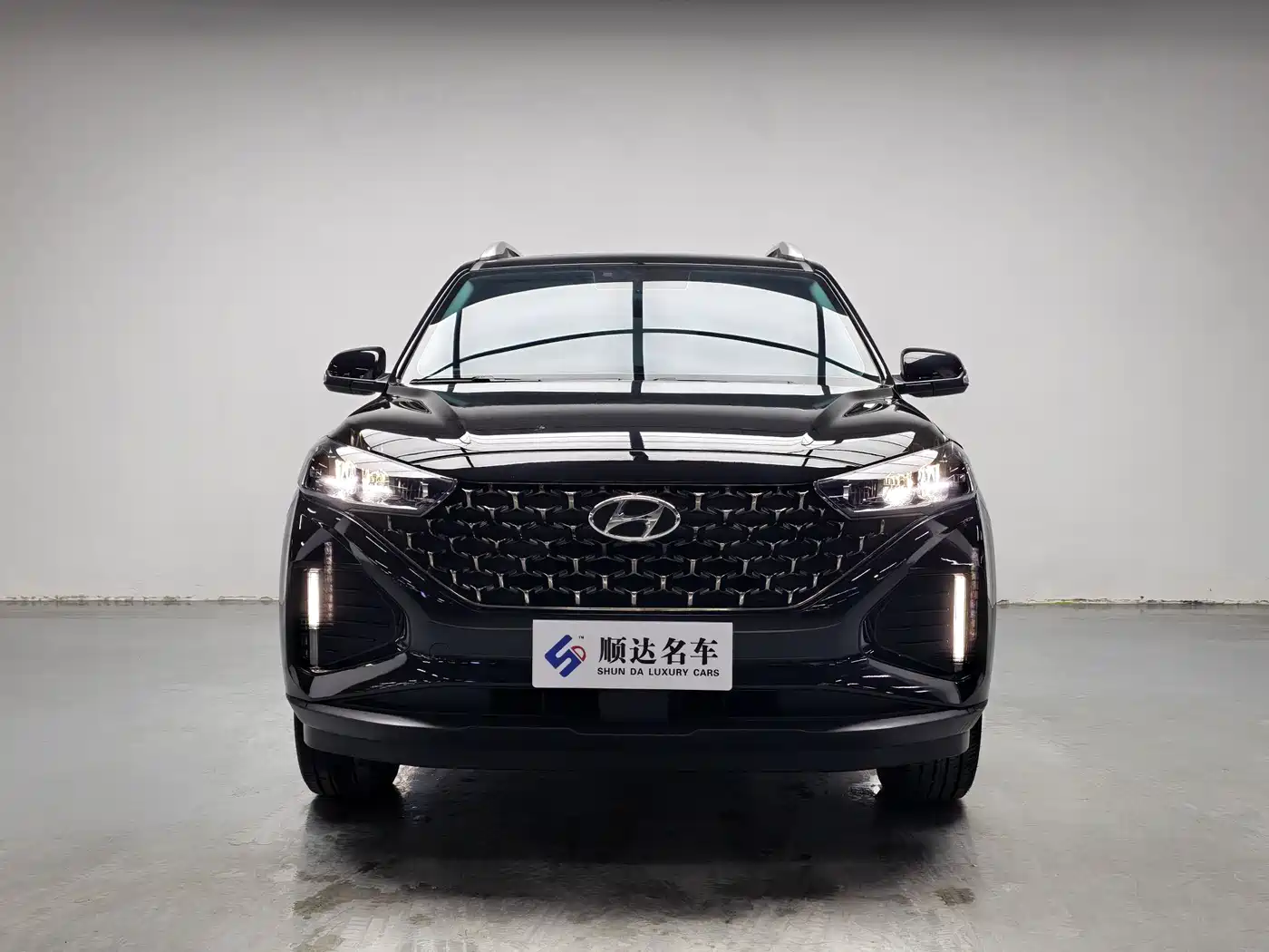 Hyundai Beijing Hyundai ix35 2021 2.0L Automatic 2WD GLS Leading Edition фото 2