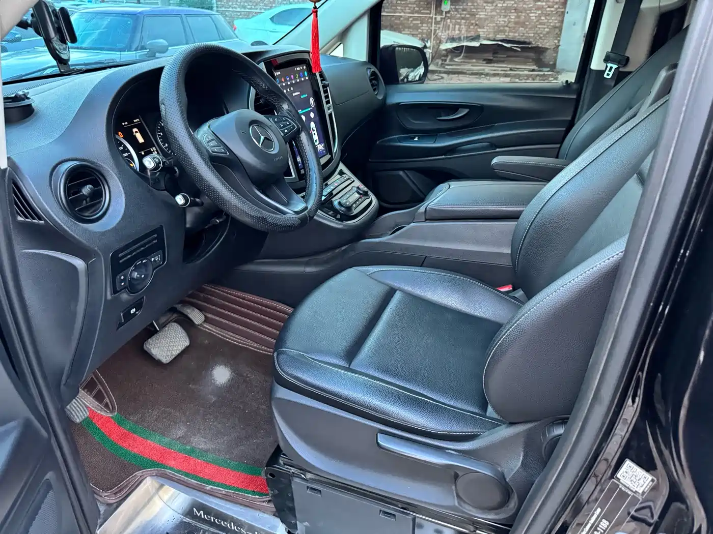 Mercedes-Benz Vito 2020 2.0T Elite Edition (7-seater) фото 7