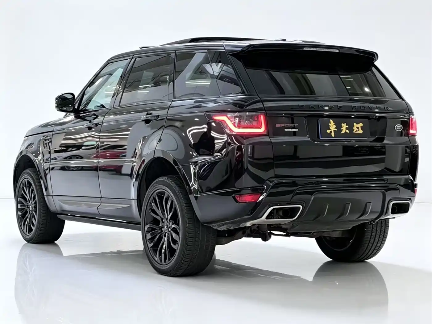 Land Rover Range Rover Sport 2016 Model 3.0 SC V6 HSE DYNAMIC фото 8