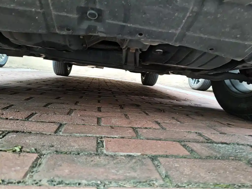 Toyota RAV4 Rongfang 2015 2.0L CVT 2WD Trend Edition фото 23