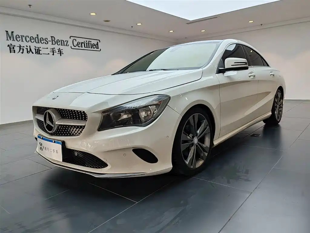 MERCEDES-BENZ CLA