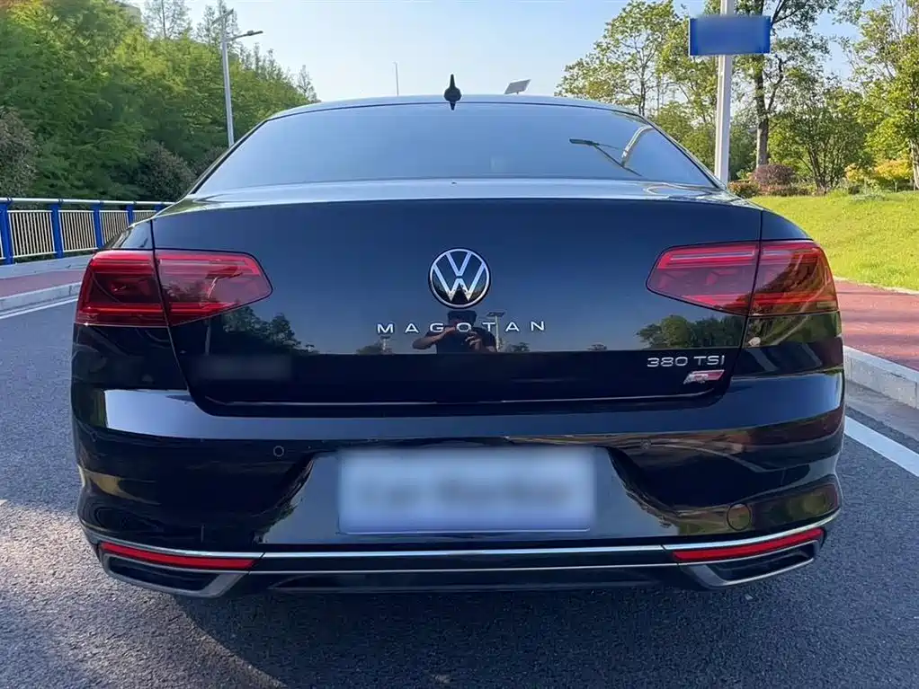 Volkswagen Magotan 2020 380TSI DSG Luxury фото 21