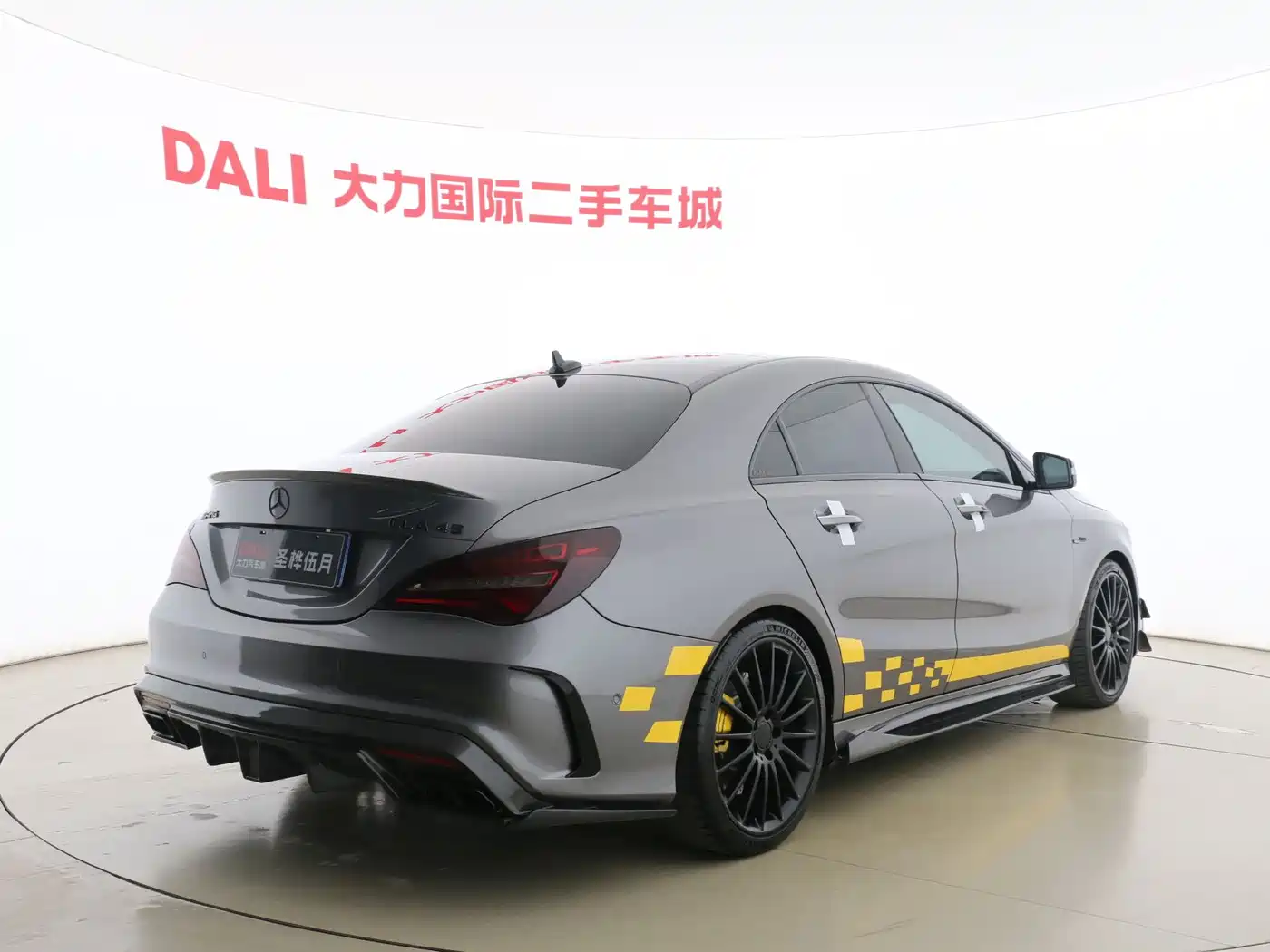 Mercedes-Benz CLA AMG 2017 Facelift AMG CLA 45 4MATIC фото 12