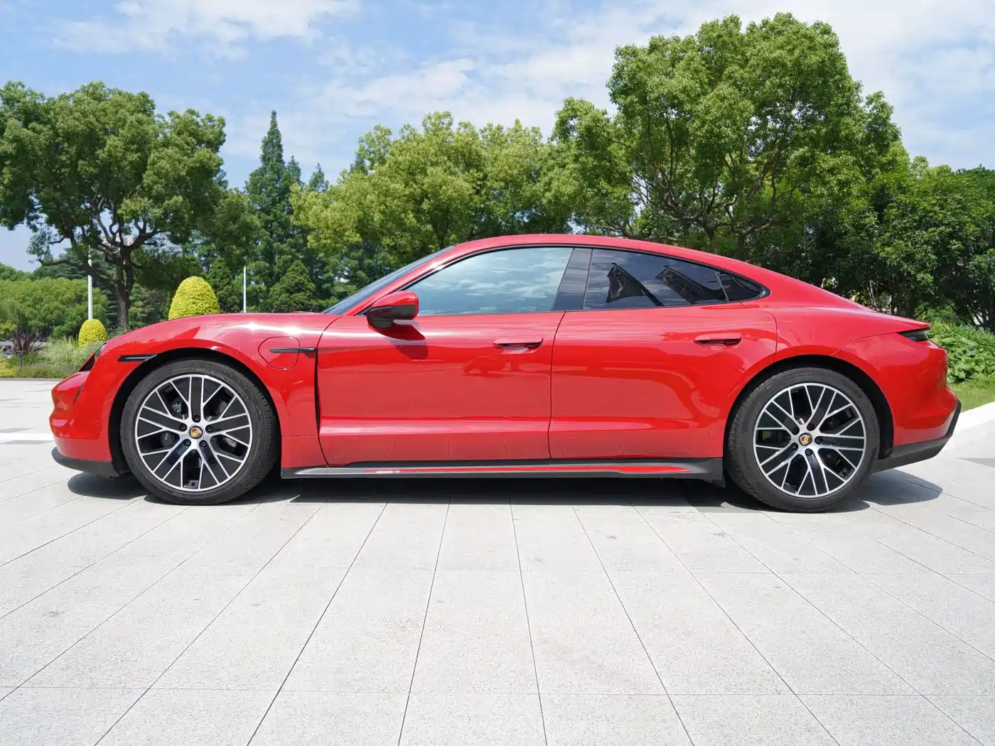 Porsche Taycan 2020 Taycan фото 3