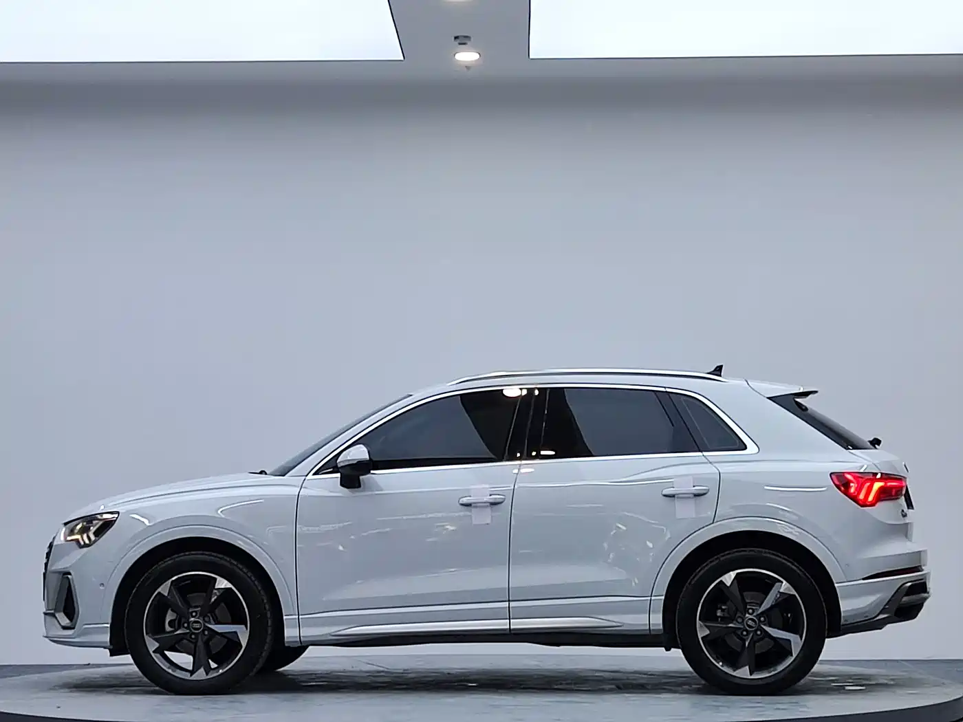 Audi Q3 2023 35 TFSI Fashion Dynamic (1.4T) фото 5