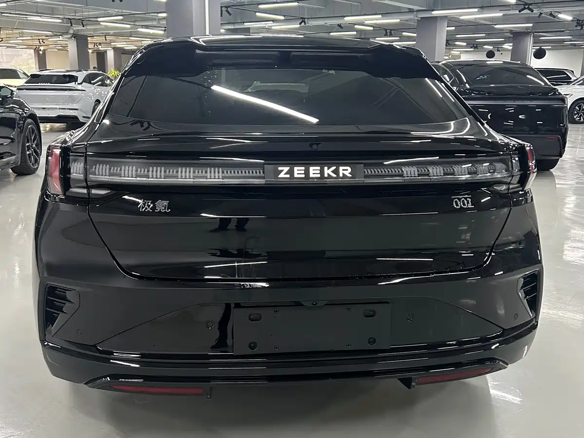 ZEEKR EXTREME KRYPTON 001