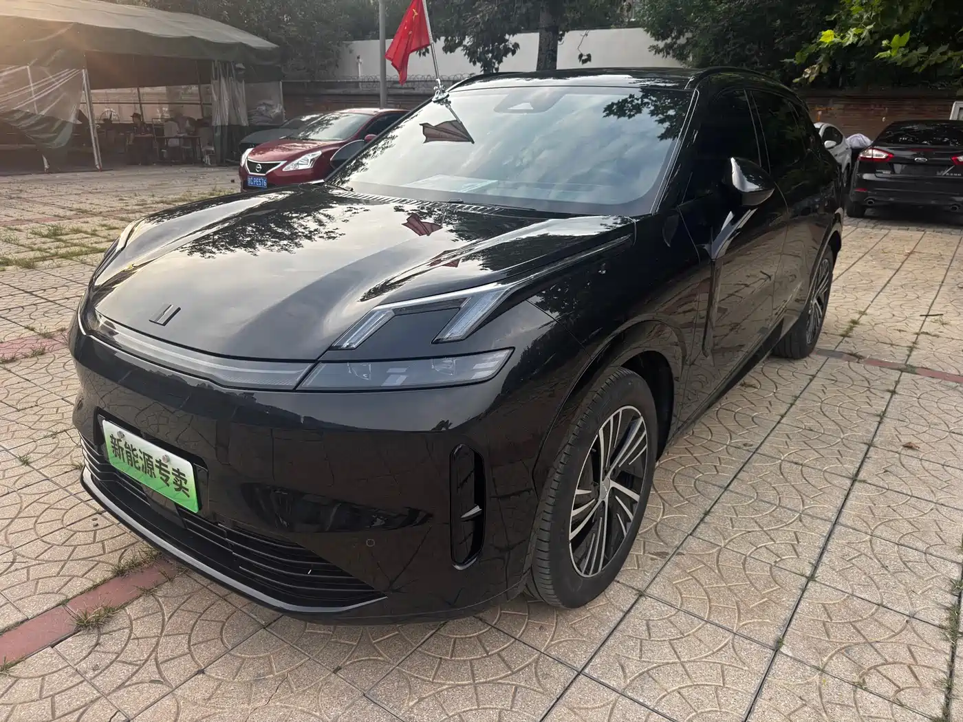 Lynk & Co 08 EM-P 2025