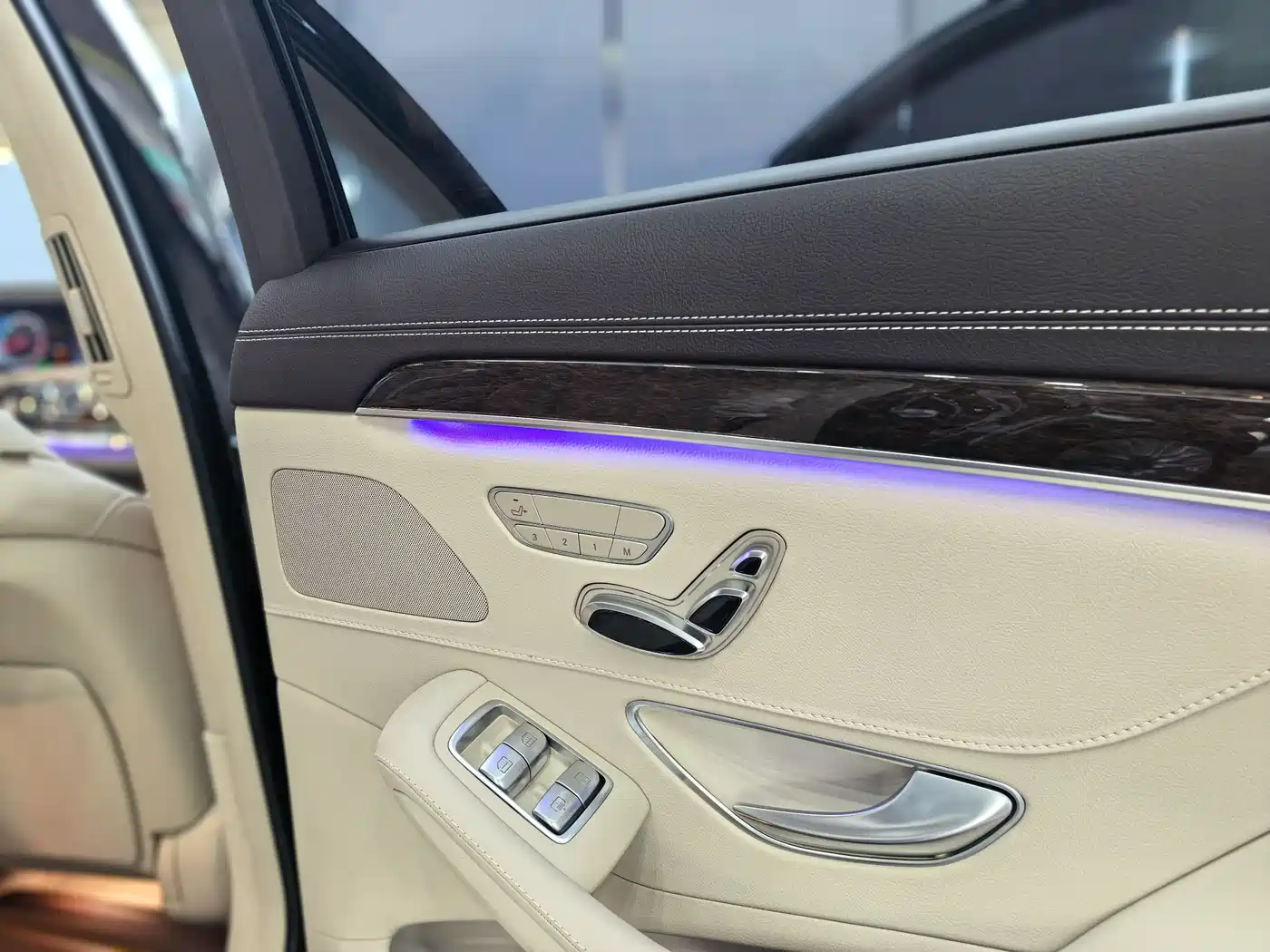Mercedes-Benz S-Class 2018 S 320 L фото 7