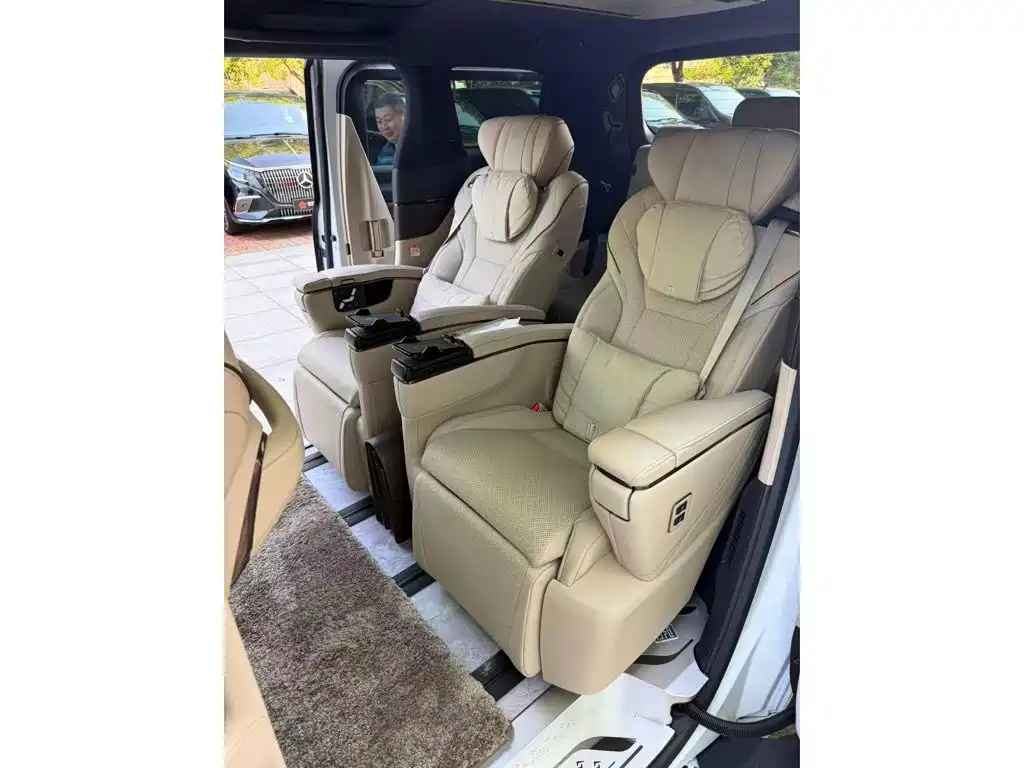 Фото 5 - Toyota Vellfire