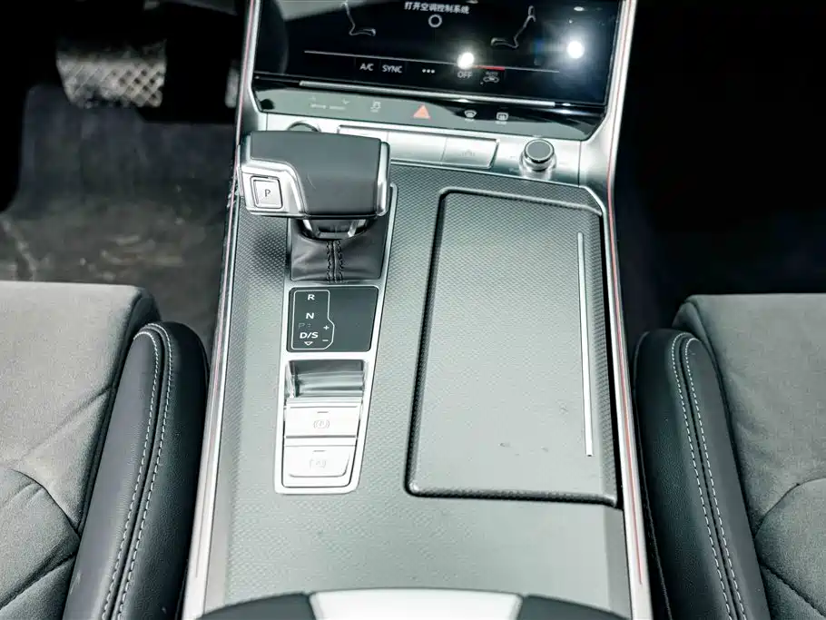 Audi A6L 2024 45 TFSI Premium Dynamic фото 13