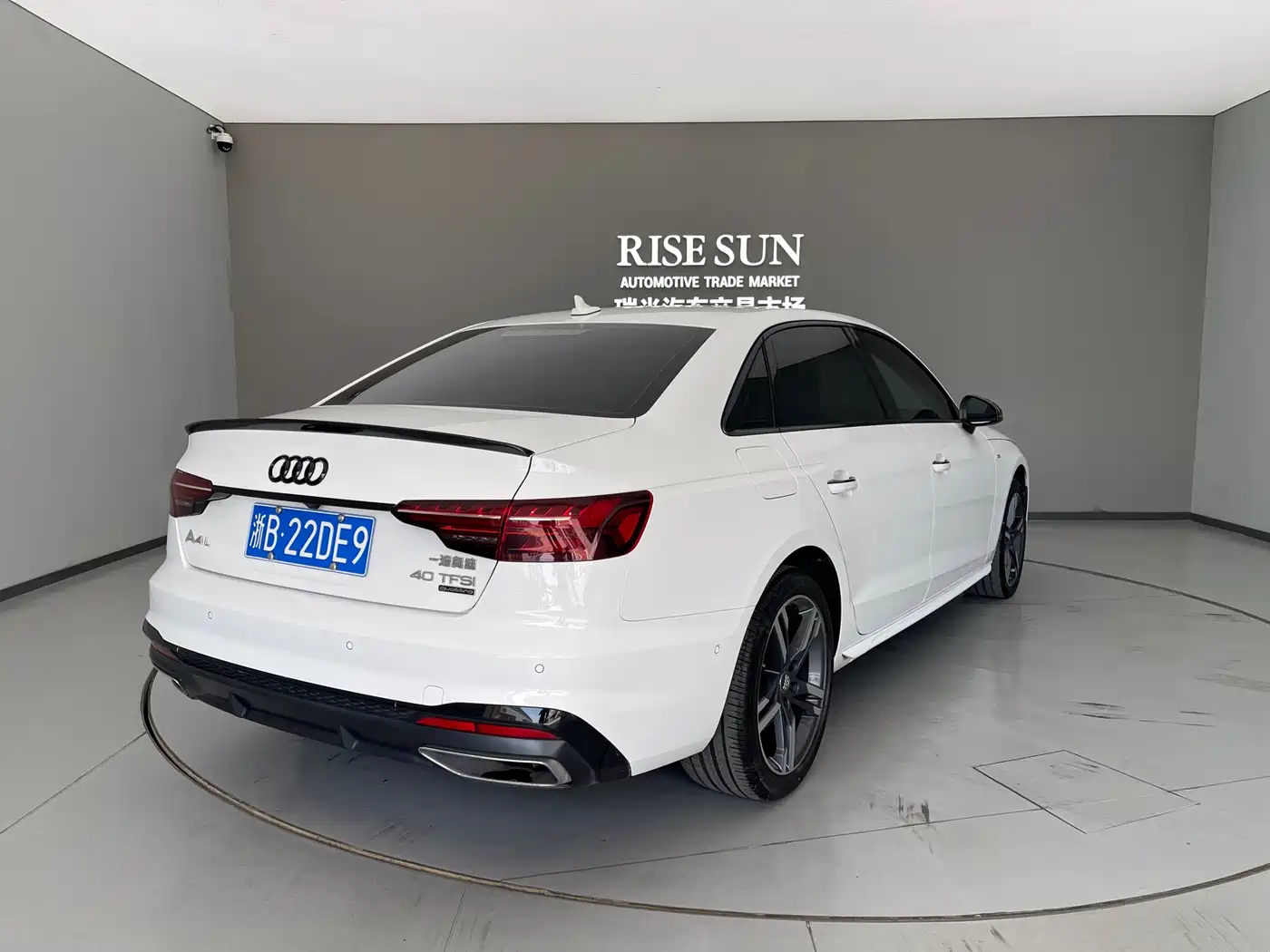 Audi A4L 2022 40 TFSI Luxury Dynamic фото 6