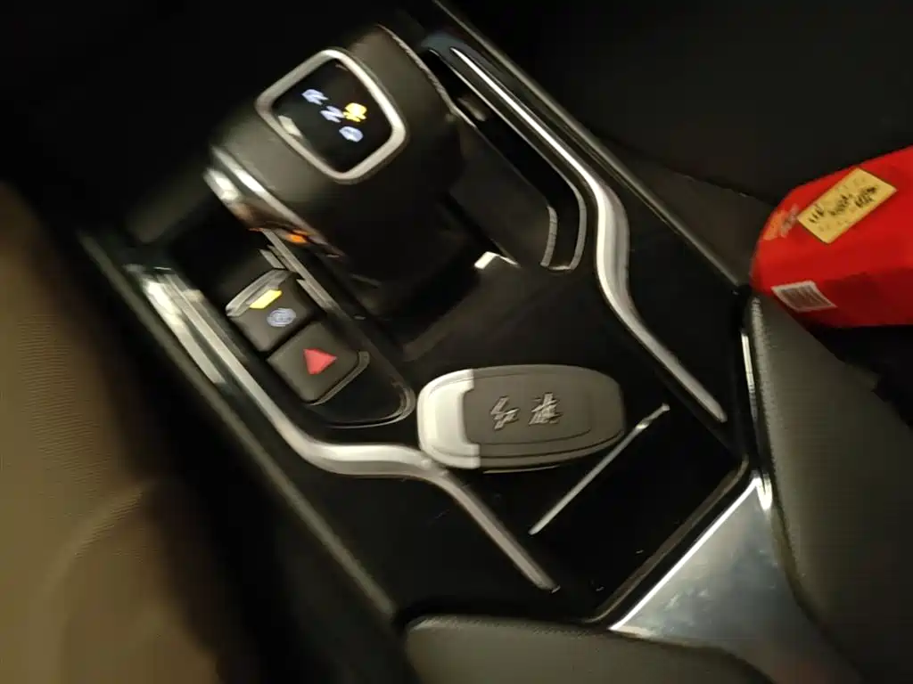 Hongqi E-QM5 2021 Ride-hailing Charging Basic Edition 5-seater фото 9