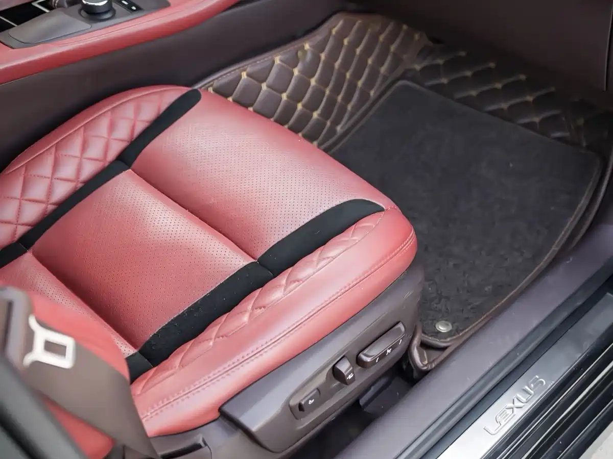 Lexus ES 2015 300h Luxury Edition фото 12