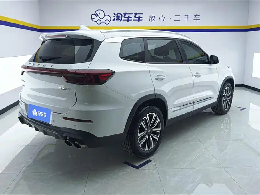 CHERY TIGGO 8