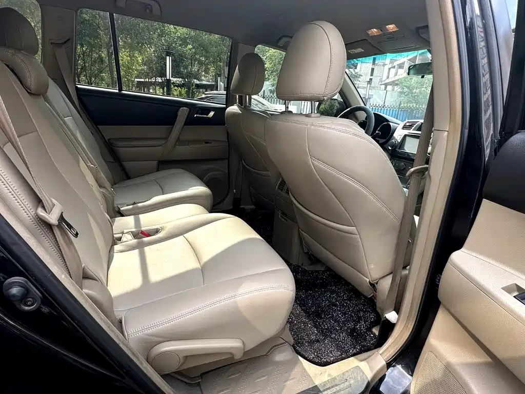 Toyota Highlander 2011 2009 2.7L 2WD 5-seater Sport Edition