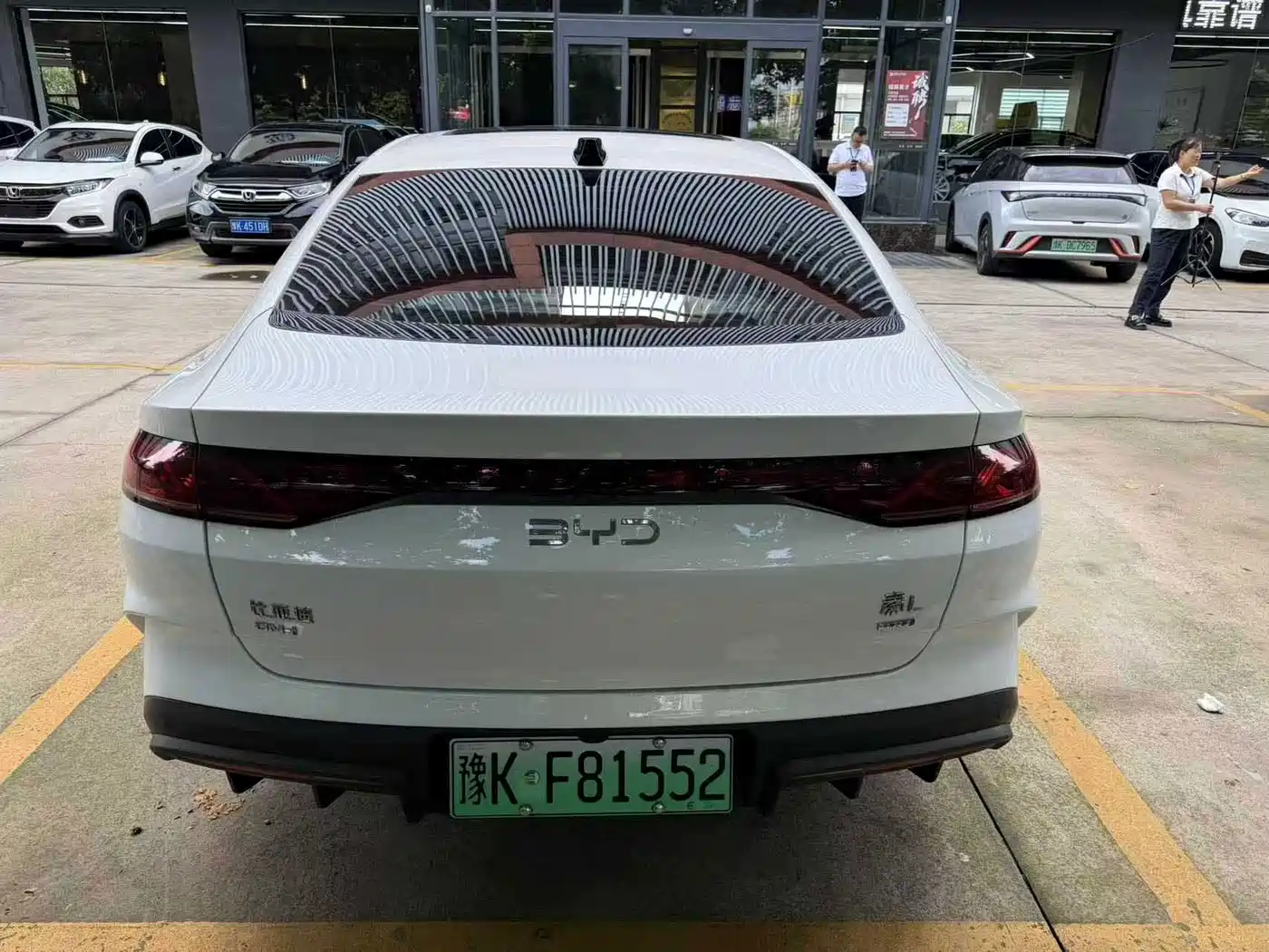 BYD Qin L 2026 2026 Model DM-i 210KM Superior Edition