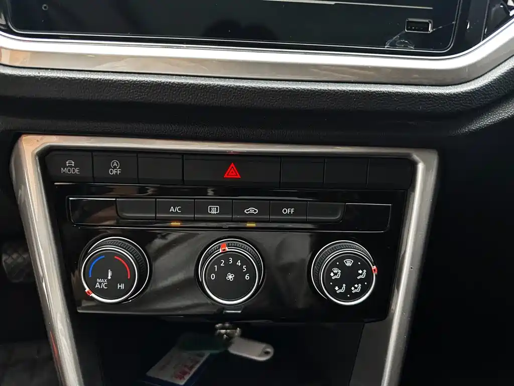 Volkswagen T-ROC 2022 280TSI DSG 2WD Elite PLUS фото 15