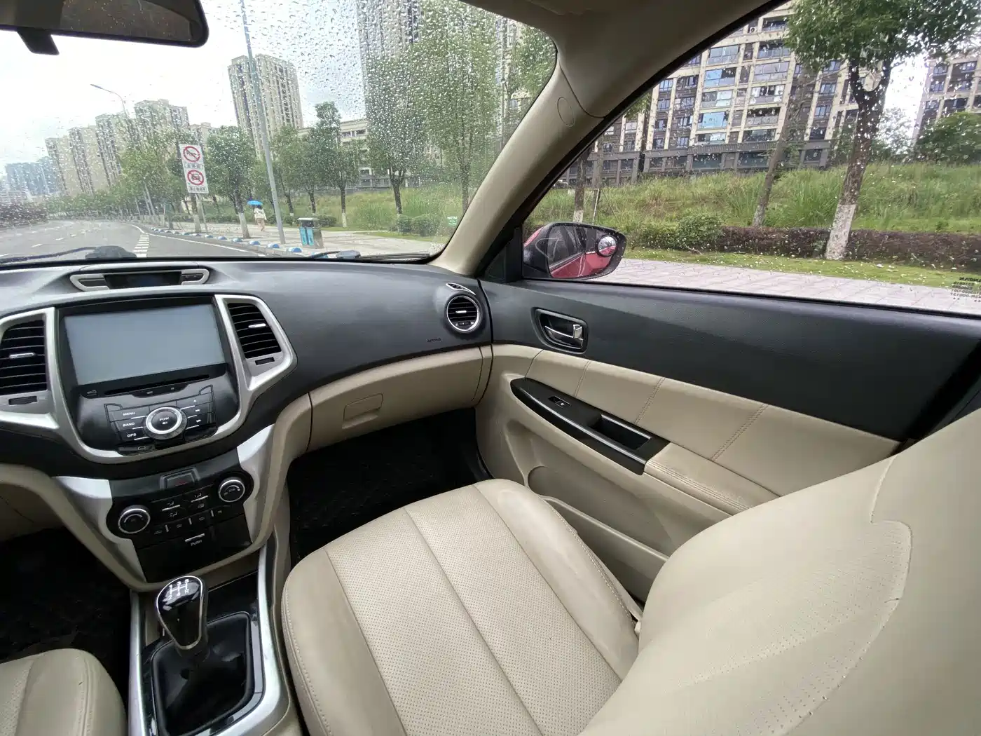 Changan Eado 2014 2014 1.6L Manual Luxury