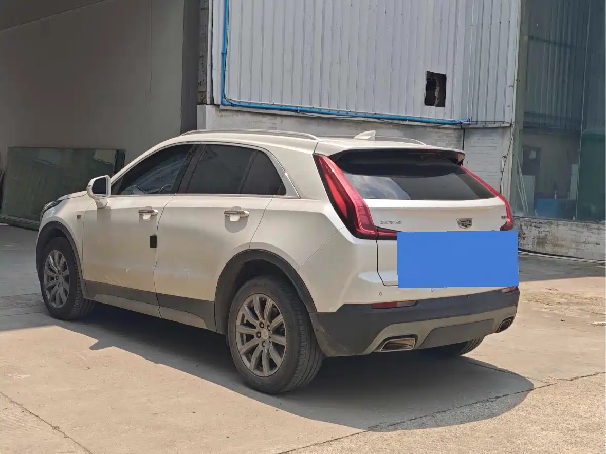 Cadillac XT4 2020 Facelift 28T 2WD Leading фото 7