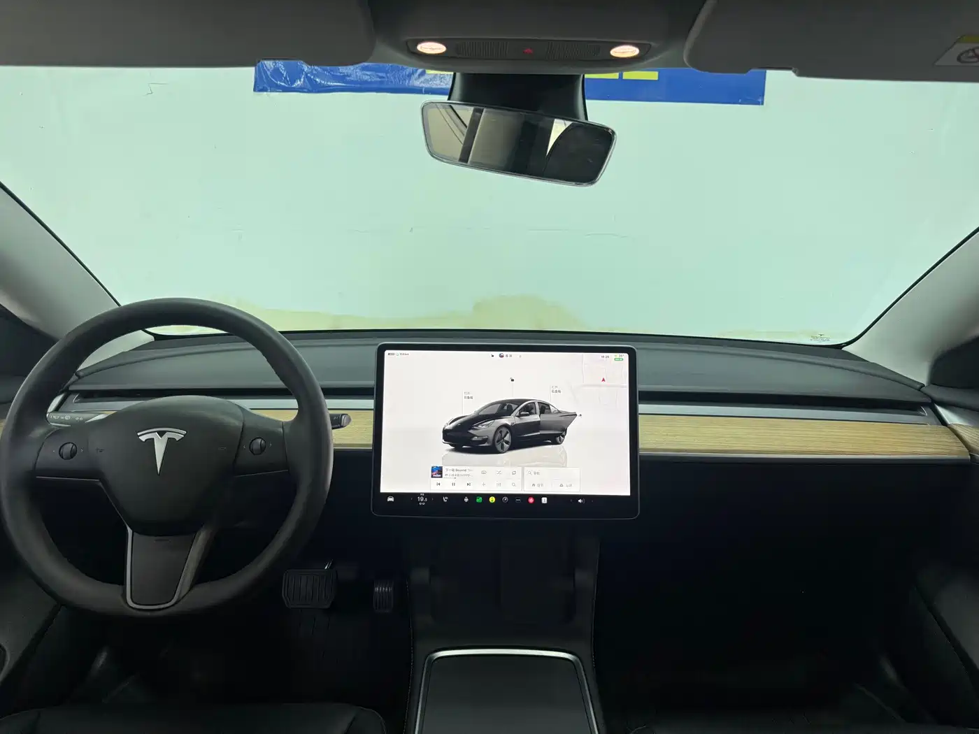 Фото 11 - Tesla Model 3