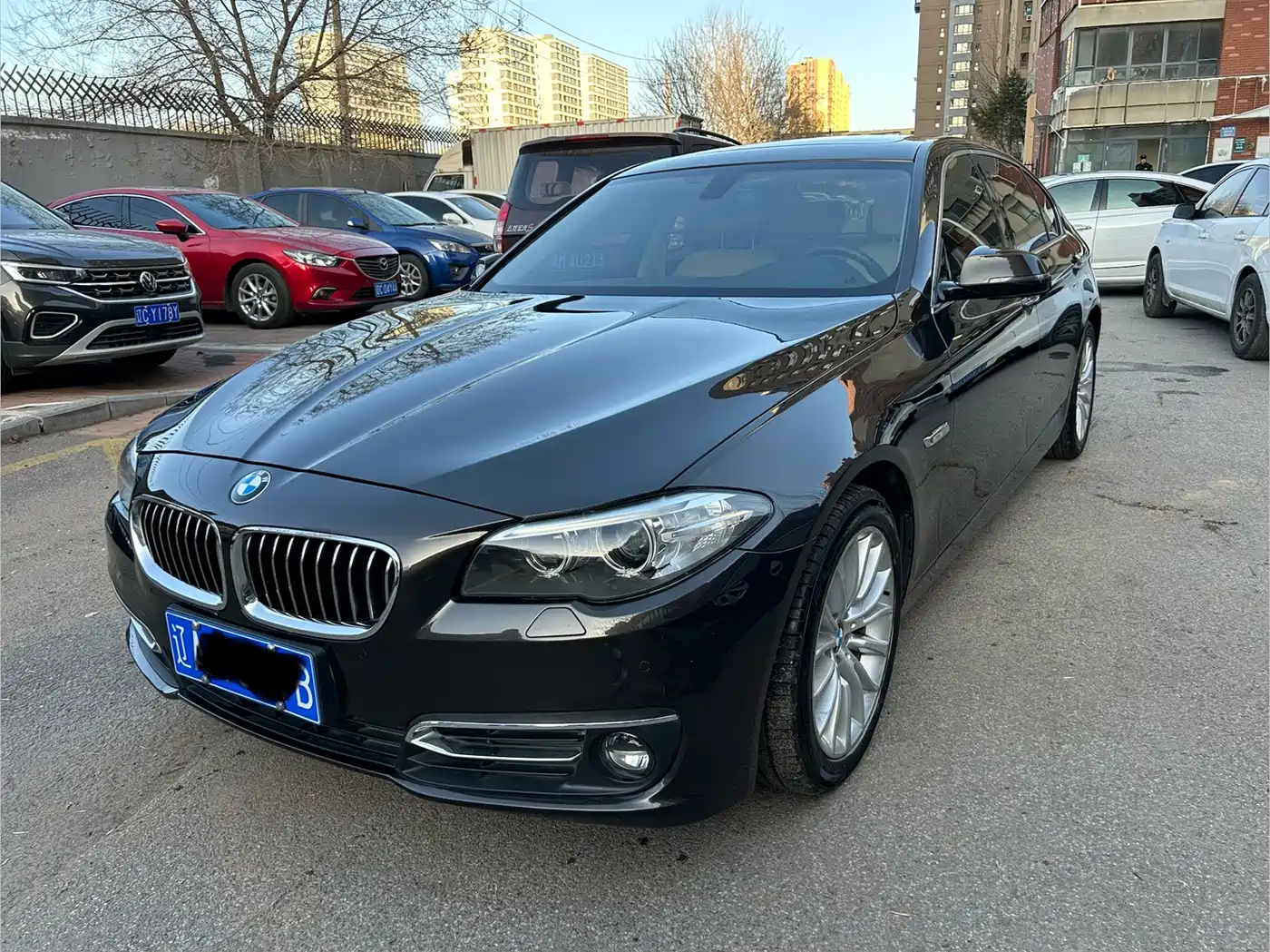 BMW 5 Series 2014 525Li Luxury Design Package