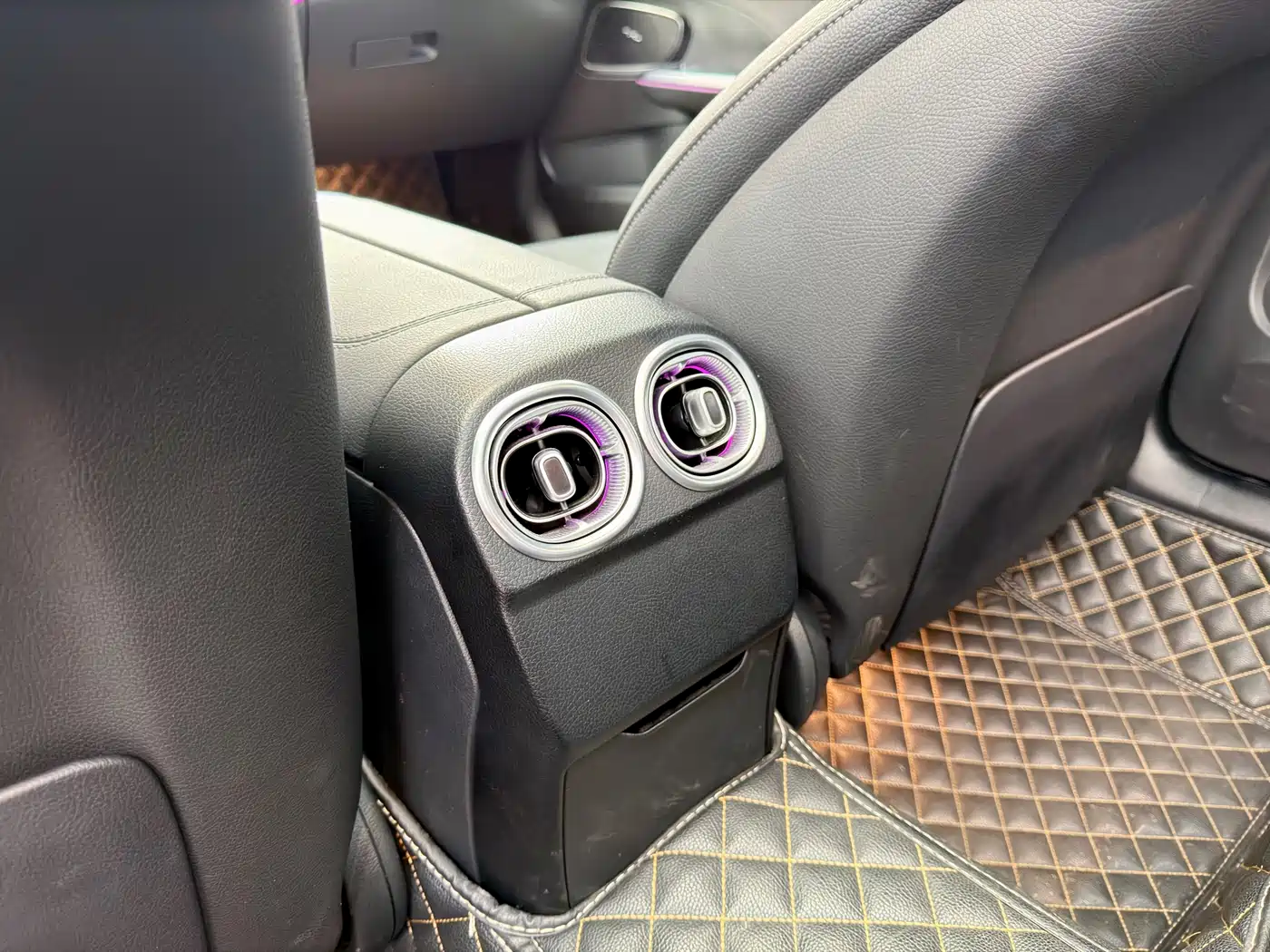 Mercedes-Benz C-Class 2022 C 200 L Sport Version фото 16