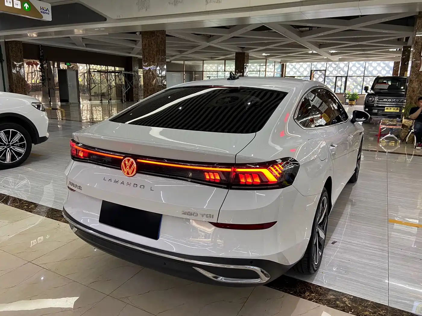 Volkswagen Lamando 2023 Lamando L 280TSI DSG Cool Edition фото 6