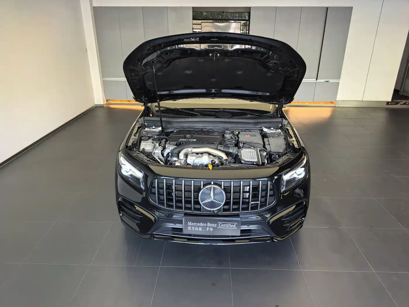 MERCEDES-BENZ GLB AMG
