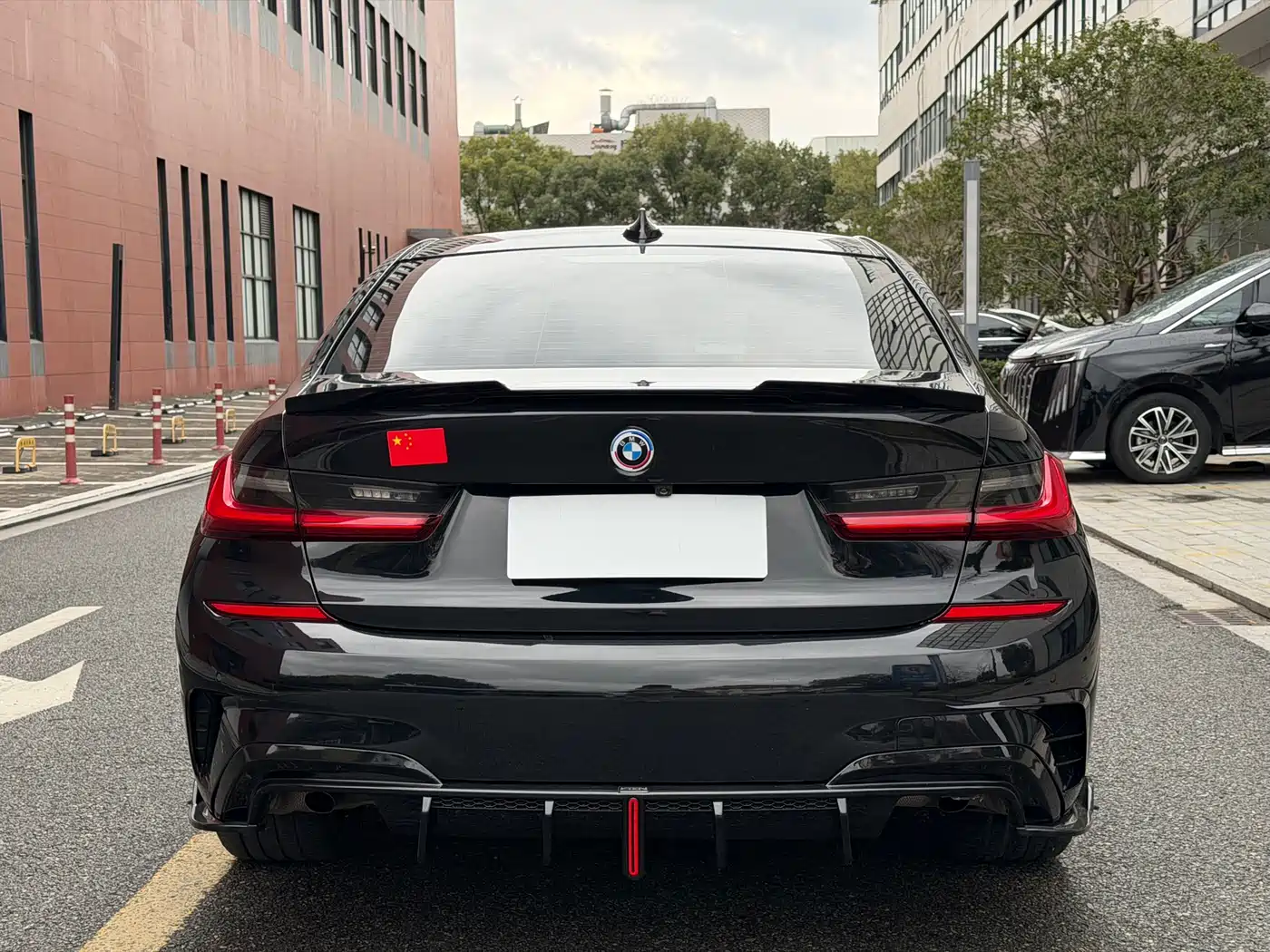 BMW 3 Series 2020 325Li M Sport Package фото 19