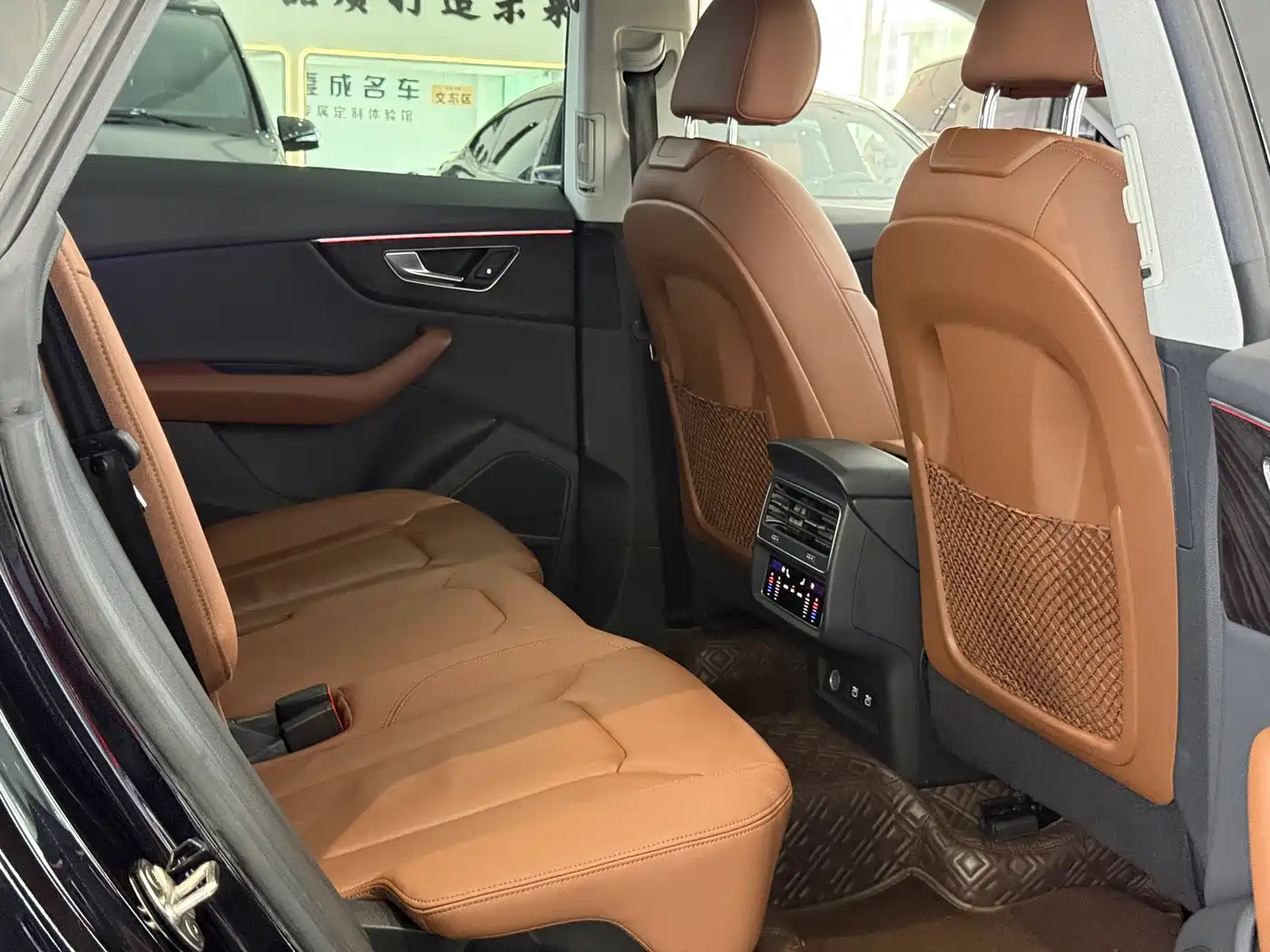 Audi Q8 2021 Model 55 TFSI Luxury Dynamic фото 15