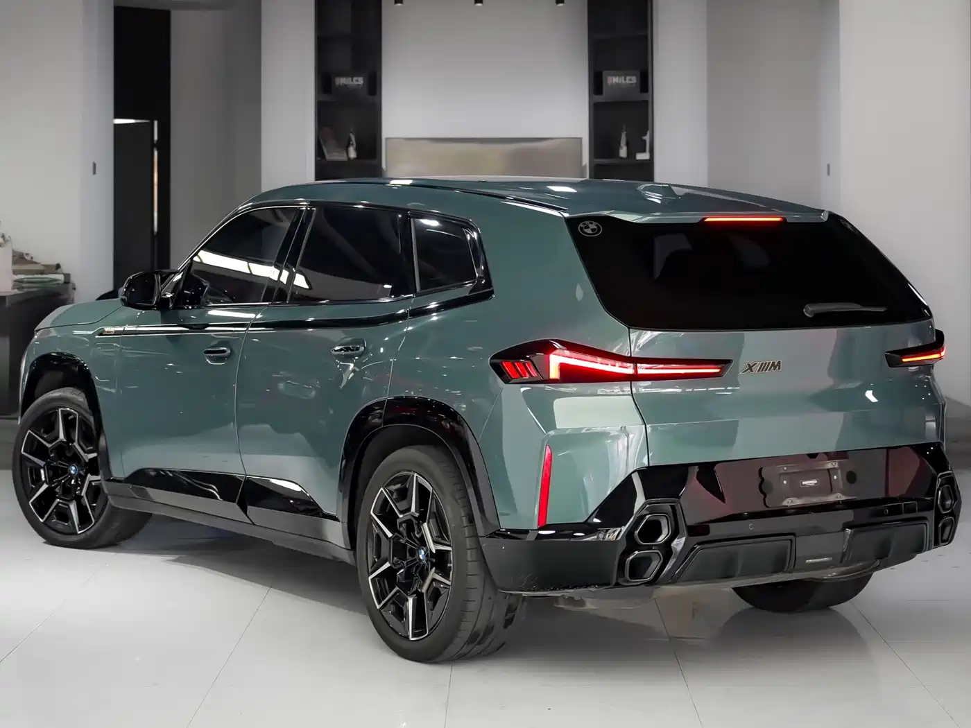 BMW XM