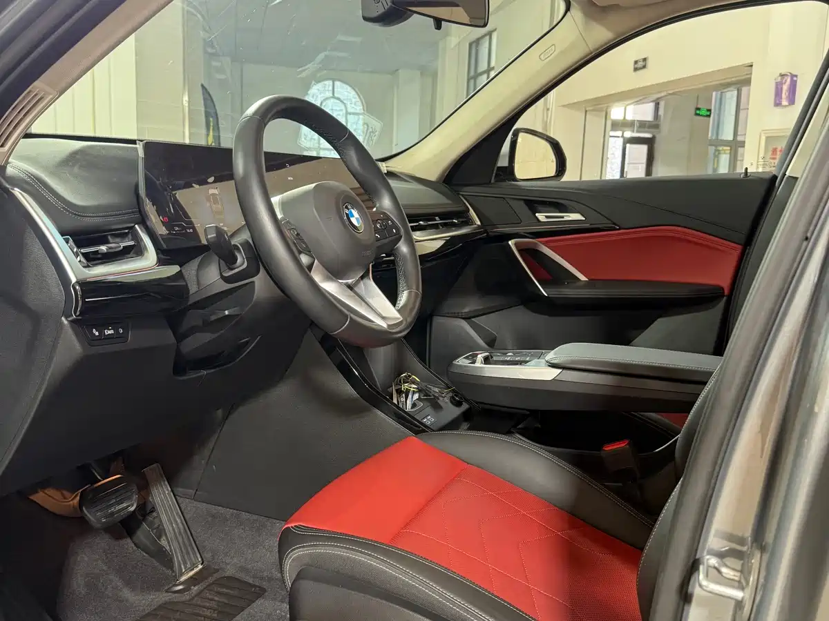 BMW X1 2023 sDrive20Li X Design Package фото 7