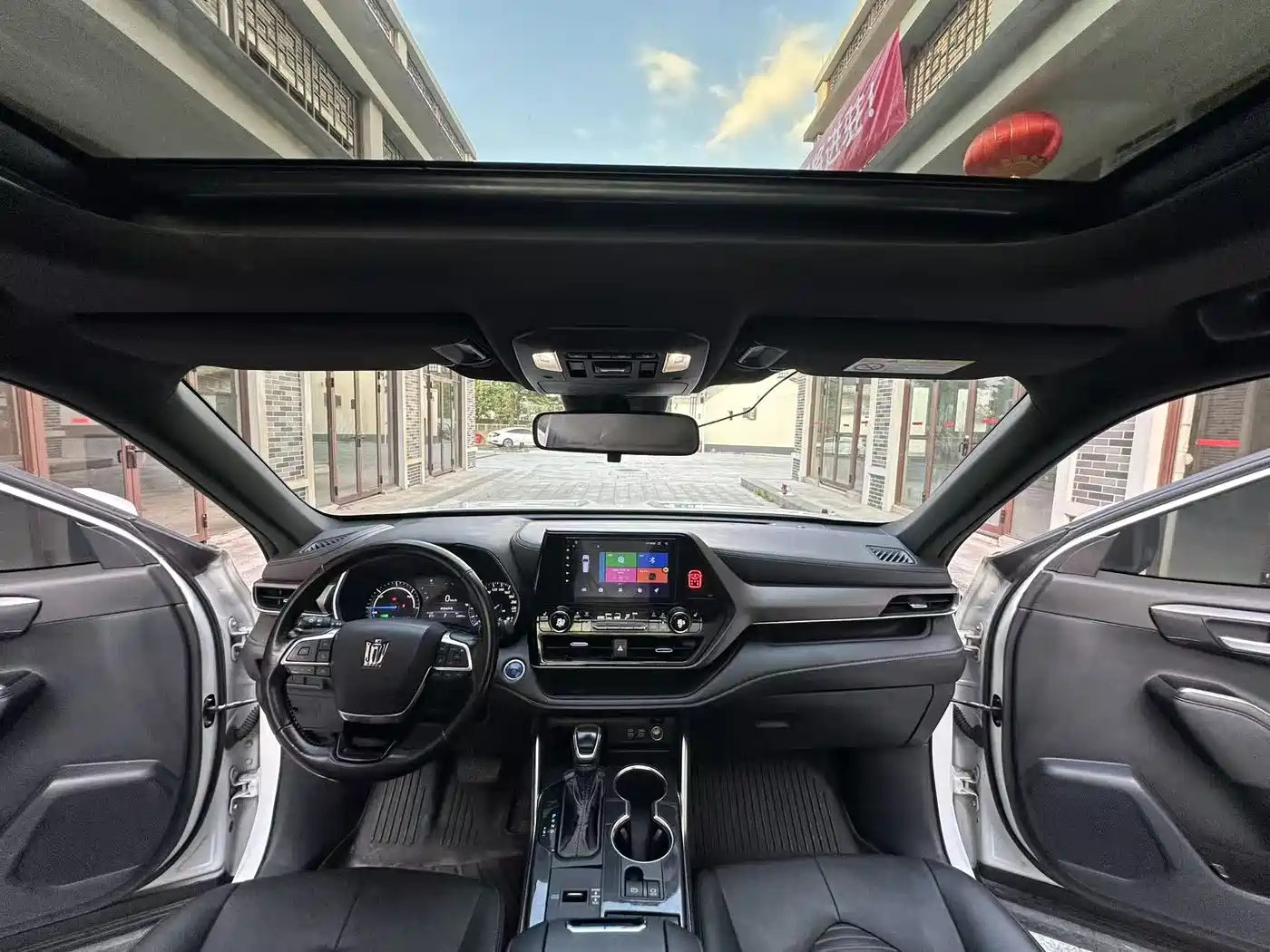Toyota Crown Kluger 2021 2.5L HEV 4WD Luxury фото 9