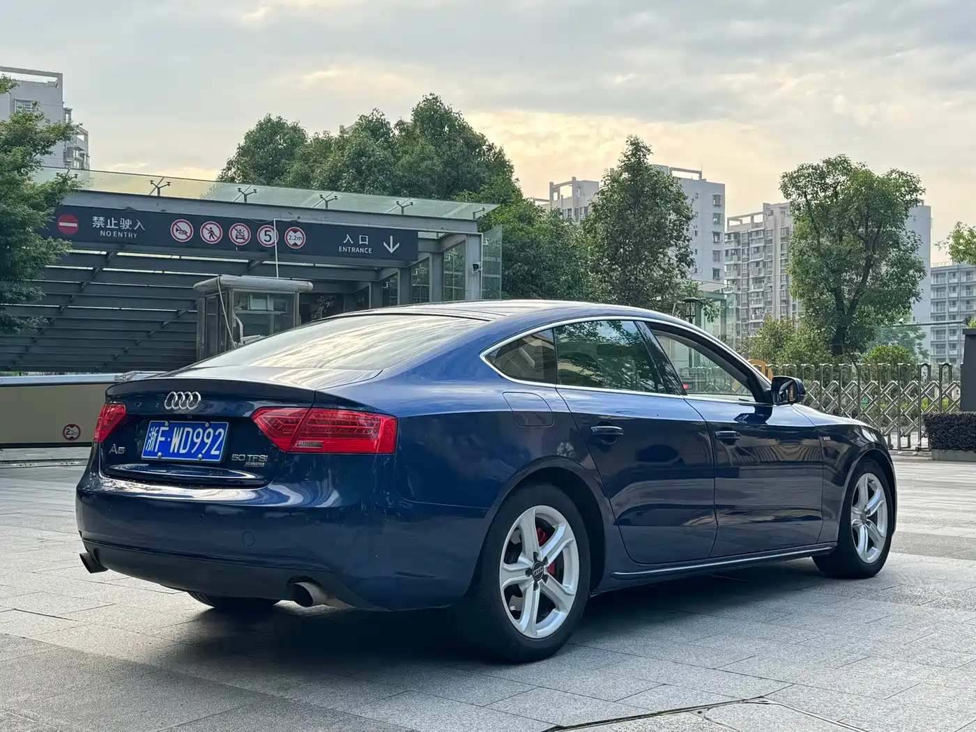 Audi A5 (Import) 2012 2.0TFSI Sportback фото 5