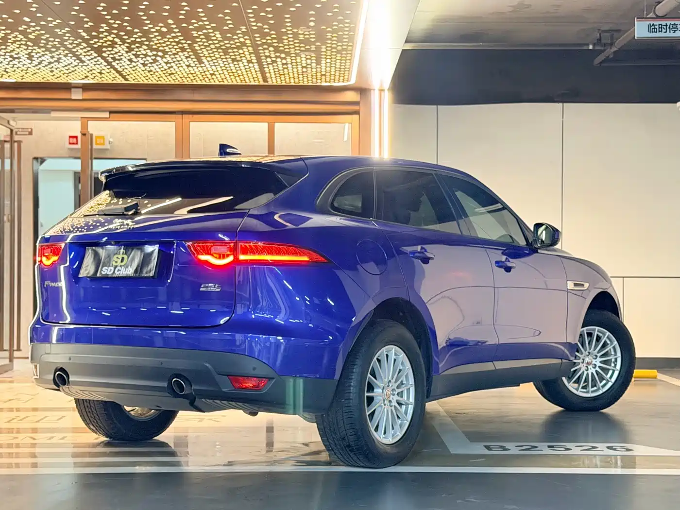 Jaguar F-PACE 2017 2018 2.0T 4WD Urban Premium Edition