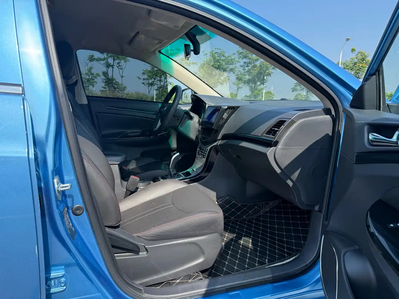 BYD e5 2018 450 Connected Enjoyment фото 13