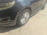 Фото 23 - Ford Edge